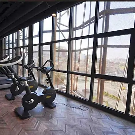 Ξενοδοχείο Lavish With 180 Ist View At 40f Gym Pool 89